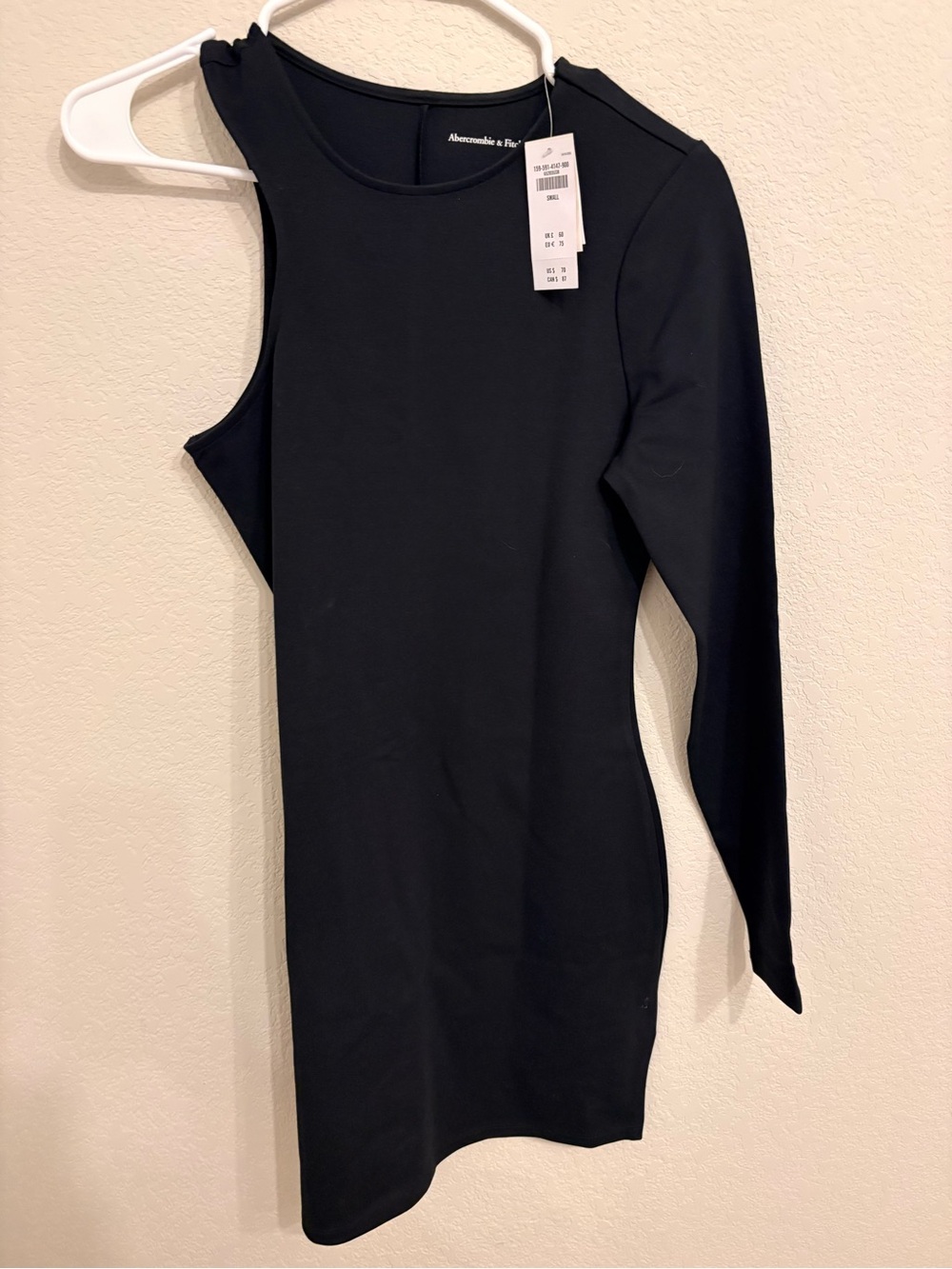 Abercrombie & Fitch Black Asymmetrical One-Sleeve Dress